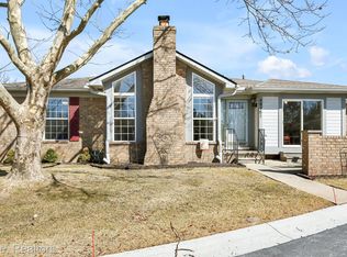 48451 Lance Creek Ct, Shelby Township, MI 48315