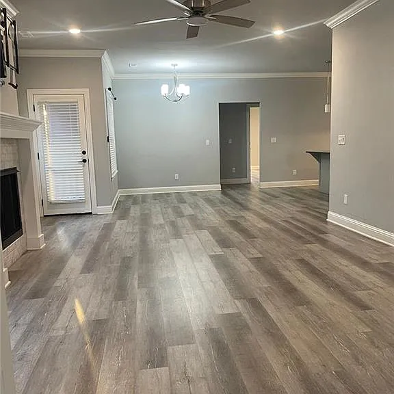 2310 Poppy St — Photo 2
