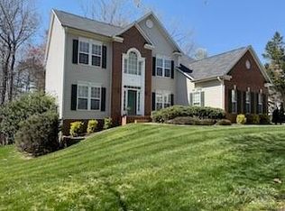 138 Huntly Ln, Mooresville, NC 28115