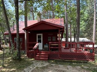 2106 Baynes St, Oscoda, MI