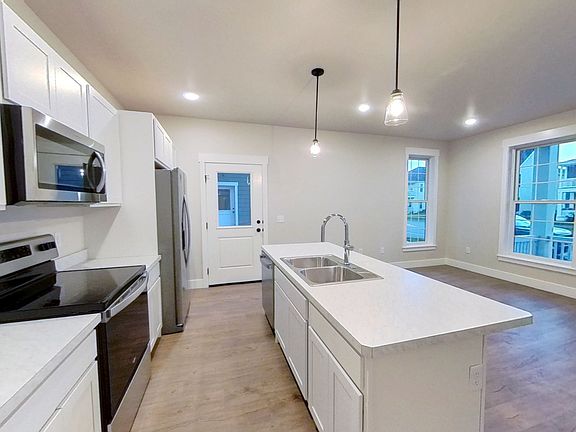 4th image of 1605 Annafeld Pkwy E #9UTXOW