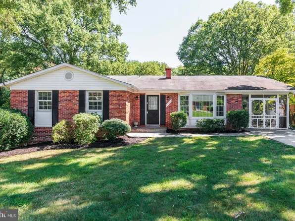 12811 Camellia Dr, Silver Spring, MD 20906