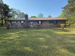 4394 W Tva Rd, West Point, MS 39773