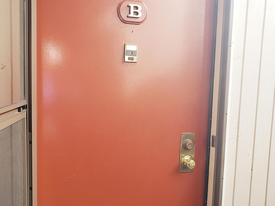 1st image of 139 Piccadilly Pl APT B