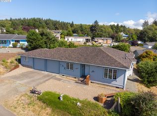 4385 Orchard Loop, Tillamook, OR 97141