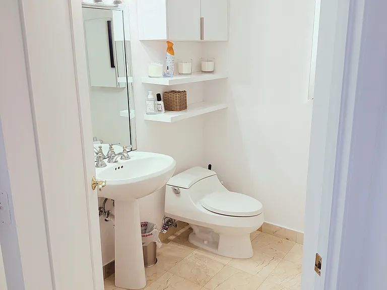 9595 Collins Ave #904 — Photo 23