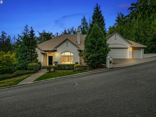 5703 SW Knightsbridge Dr, Portland, OR 97219