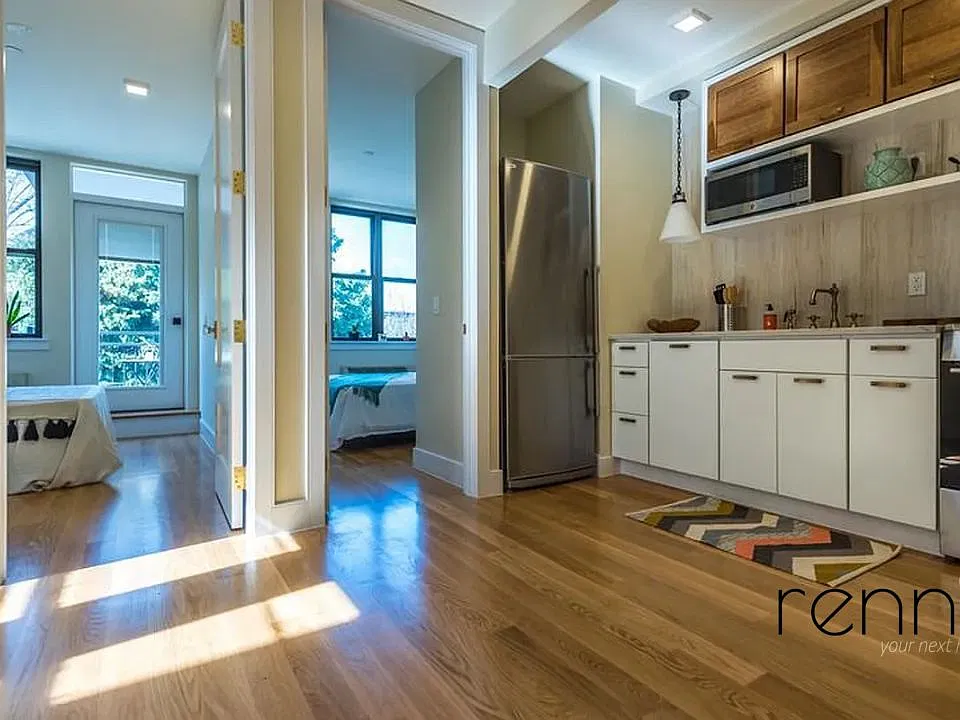 1633 Dekalb Ave #2F
