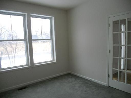 4th image of 1165 Hedgerow Dr