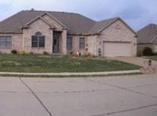 8166 Amhurst Dr, Newburgh, IN 47630