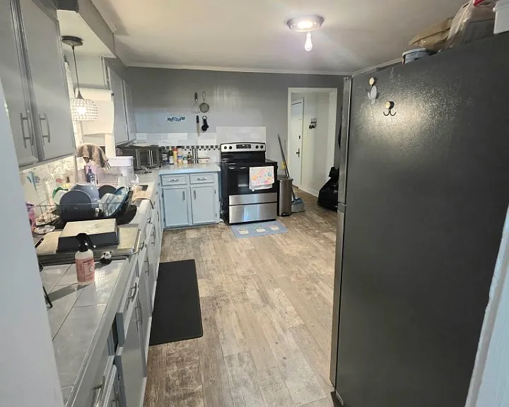 817 Louisiana St — Photo 12