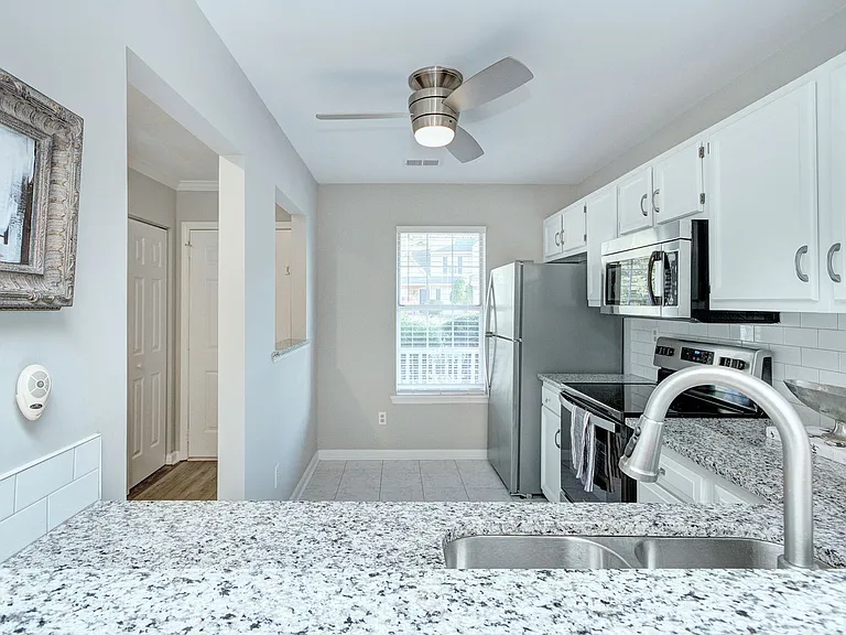 8268 Golf Ridge Dr — Photo 5