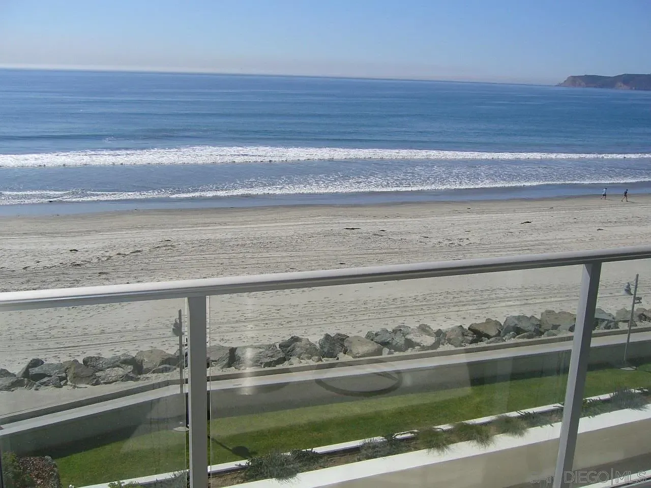 2 bed, 2.0 bath, 1400 sqft, $12,000 — Photo 1