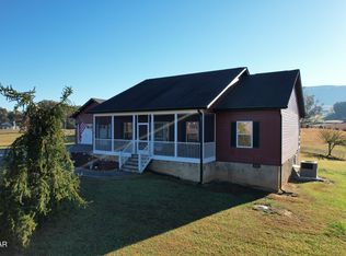 120 County Line Rd, Dandridge, TN 37725