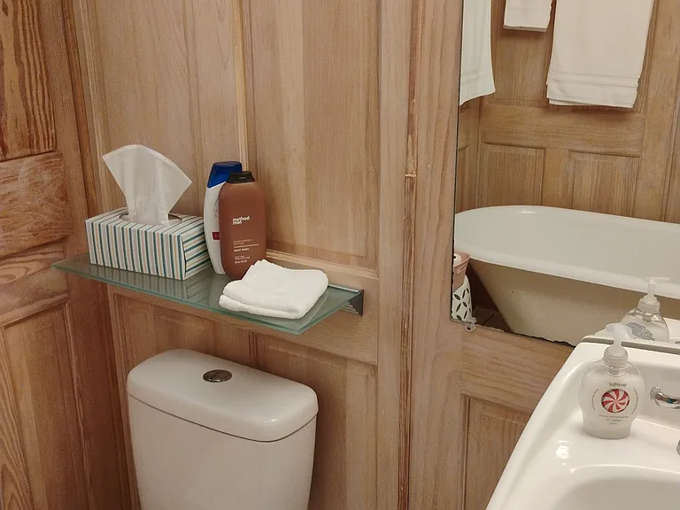 2256 Bardwell Dr — Photo 13