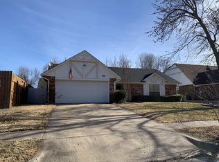 1605 S Chestnut Ave, Broken Arrow, OK 74012
