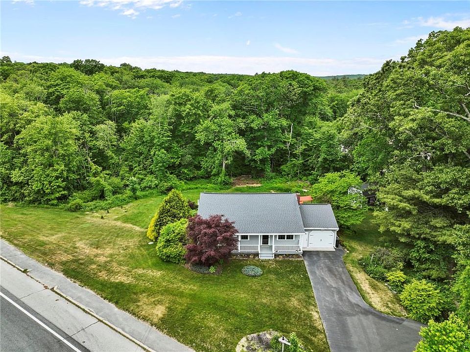 3575 Flat River Rd, Coventry, RI 02816 Zillow