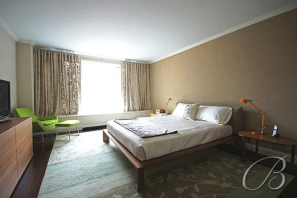 Sold by Bellmarc Realty | media 4