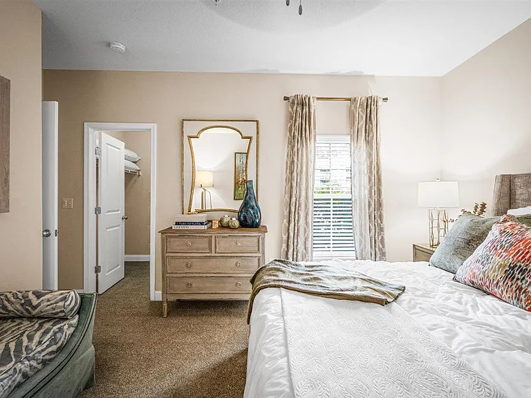 Bowman Station — Photo 28