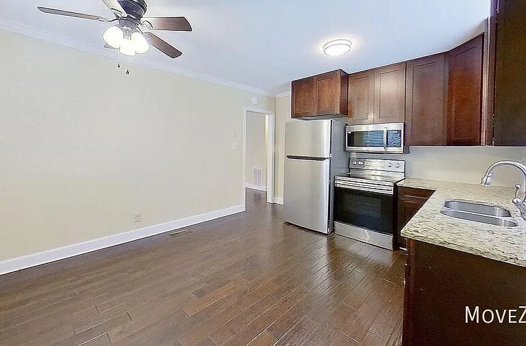 747 Hall Spencer Rd — Photo 14