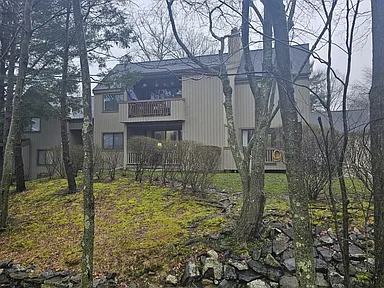 Oronoque Village - 31 Algonquin Ln Stratford CT | Zillow