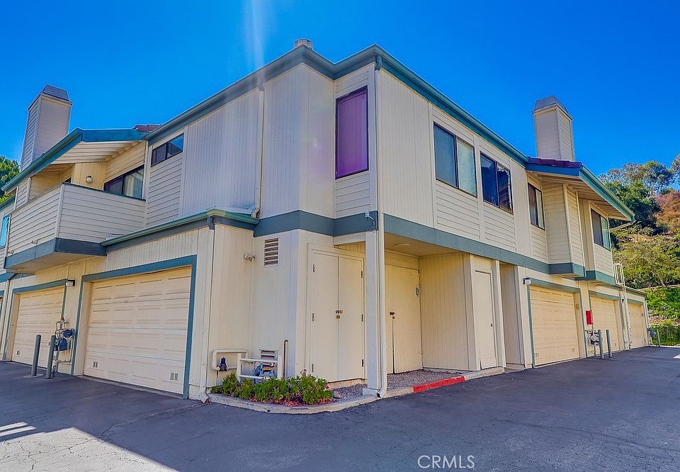 1st image of 10435 Newhome Ave Unit 7