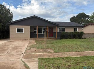 1317 E Michigan Dr, Hobbs, NM 88240