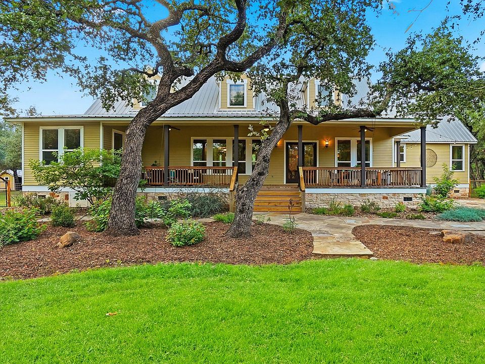1st image of 130 Canyon Oaks Dr