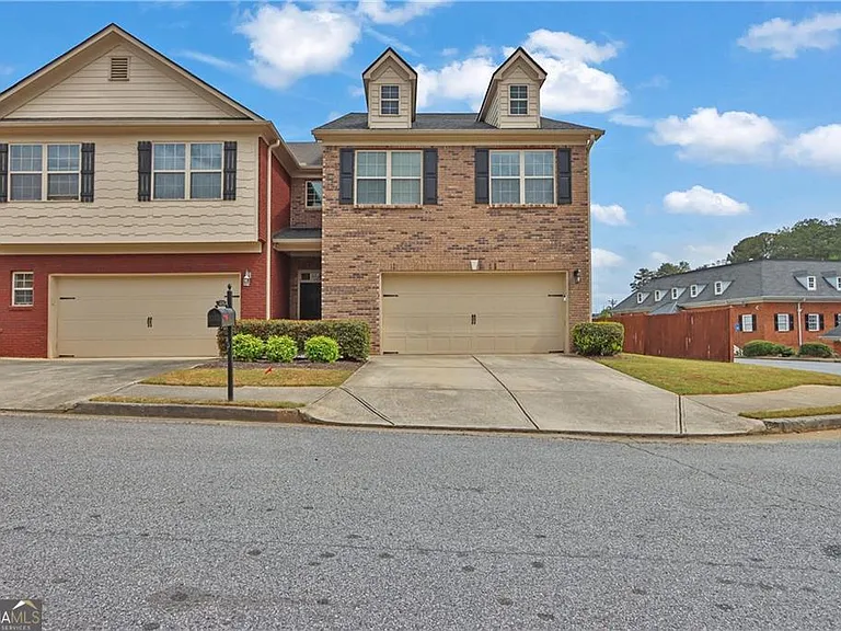2145 Waterford Park Dr — Photo 3