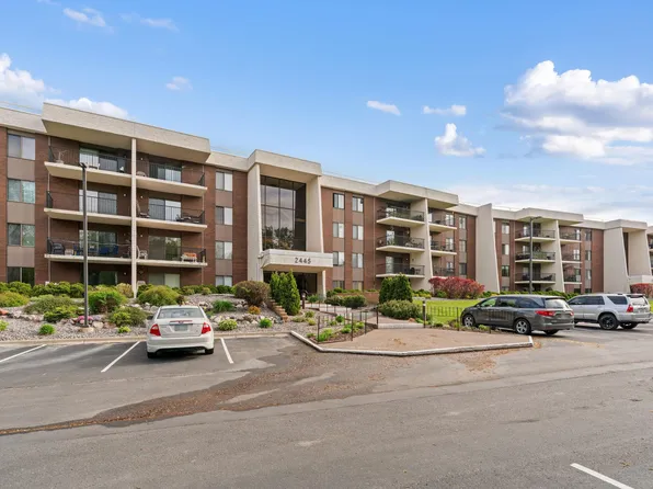 2445 Londin Ln E APT 105, Maplewood, MN 55119