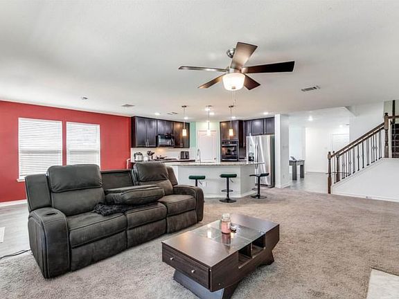3rd image of 1216 Millican Ln