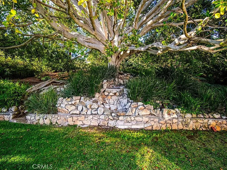 15 Vista Del Sol — Photo 17