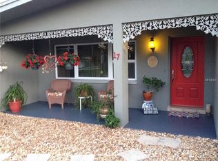 17 Bel Forest Dr, Belleair Bluffs, FL 33770