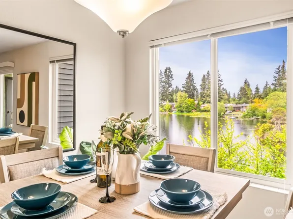 615 75th Street SE #C-44, Everett, WA 98203