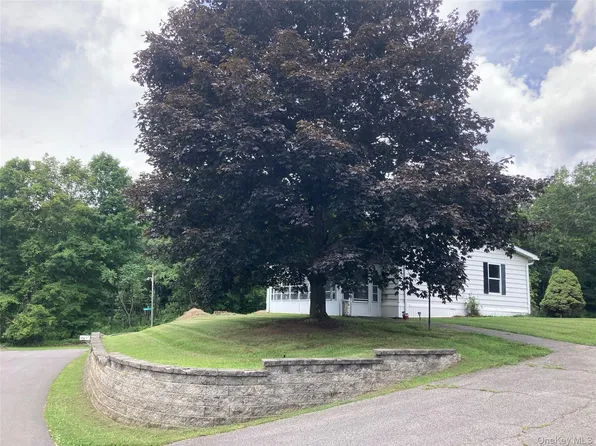 1 Orchid, New Paltz, NY 12561