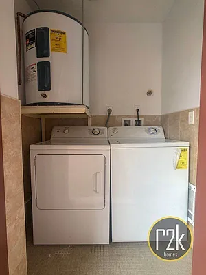 Rented by Realty 2000 Corp | media 33