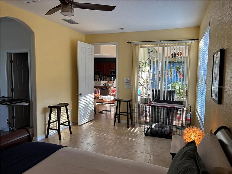 10703 Banfield Dr — Photo 20