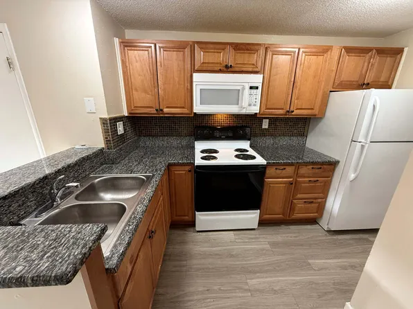 1315 N Corona St, Denver, CO 80218