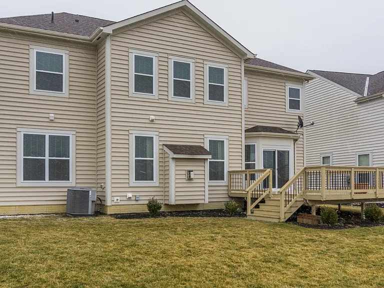 Scioto Chase Blvd — Photo 15