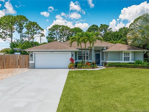 3rd image of 2632 SE Opal Cir