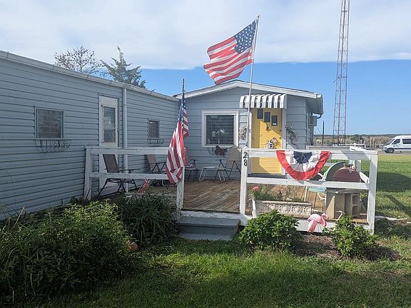2nd image of 28 Louisiana Ave