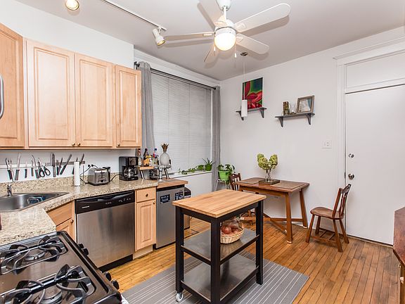 5th image of 1457 N Bell Ave #2219
