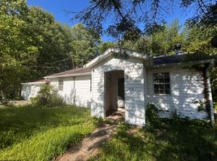 210 Mockingbird Ln, Fairmont, WV 26554