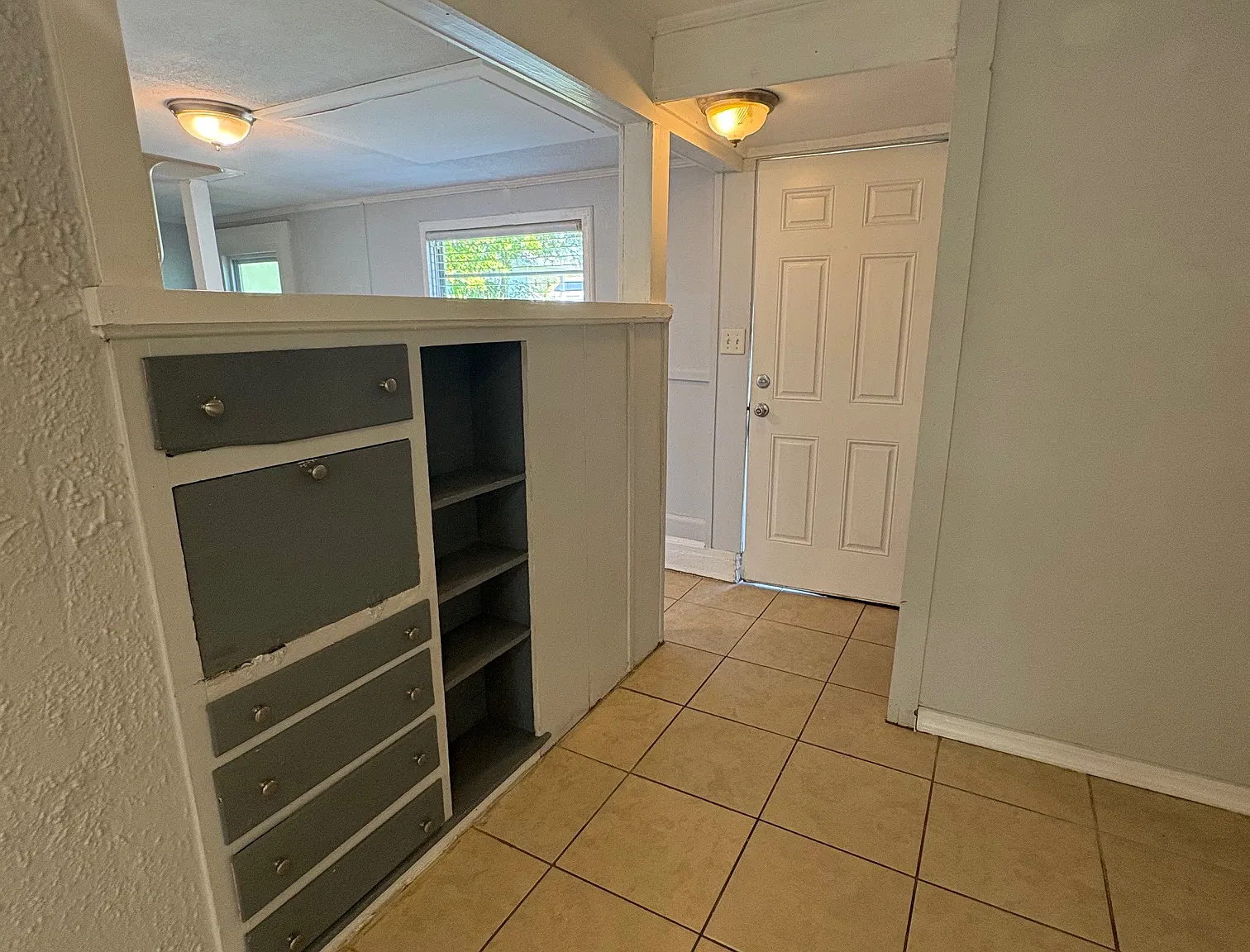 1 bed, 500 sqft, $1,200 — Photo 4