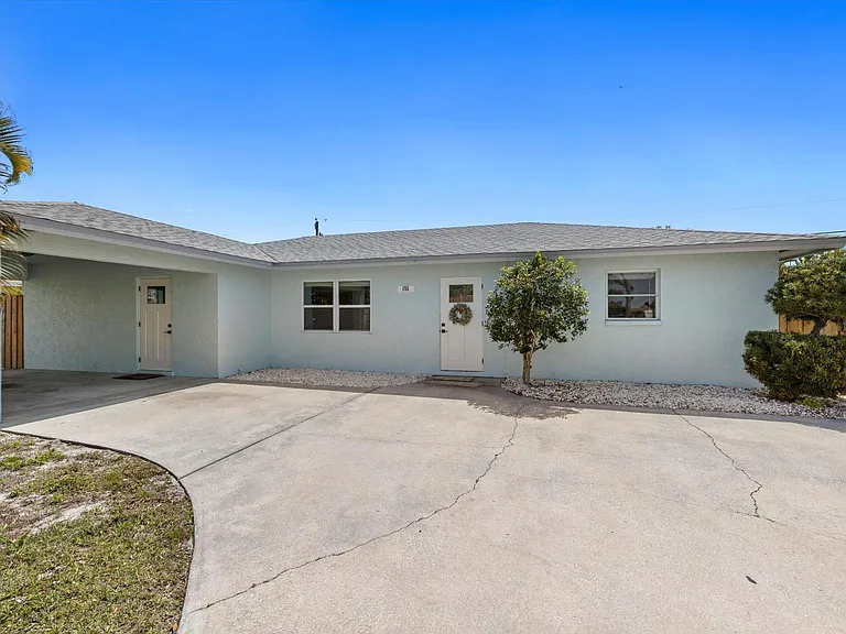 155 Englewood Heights Rd — Photo 16