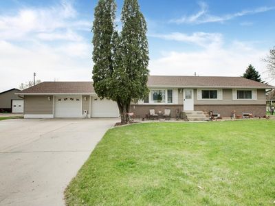 205 Cleveland St SE, Silver Lake, MN, 55381