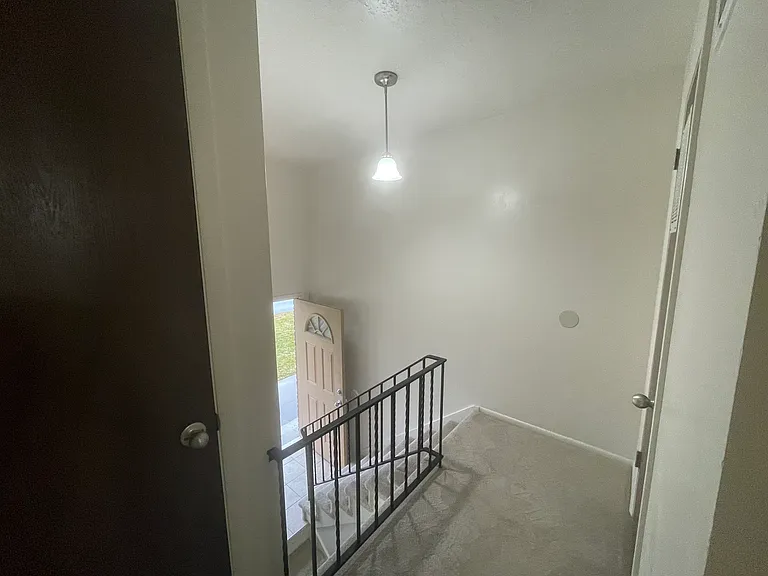 101 E 600 N #E — Photo 11