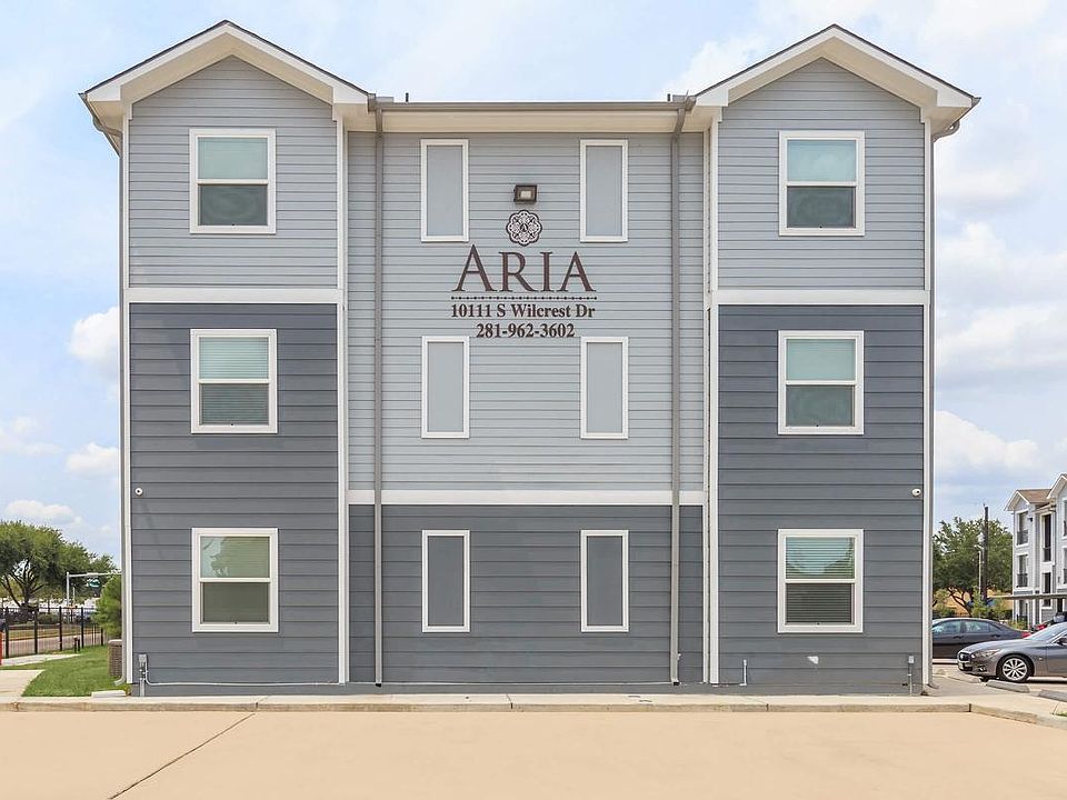 2nd image of 10111 S Wilcrest Dr APT 331