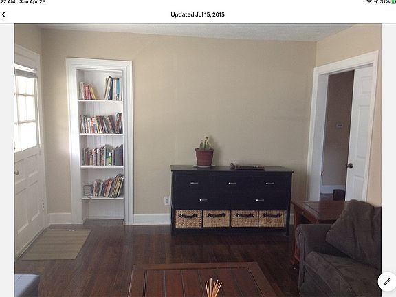 4th image of 821 Darley Dr