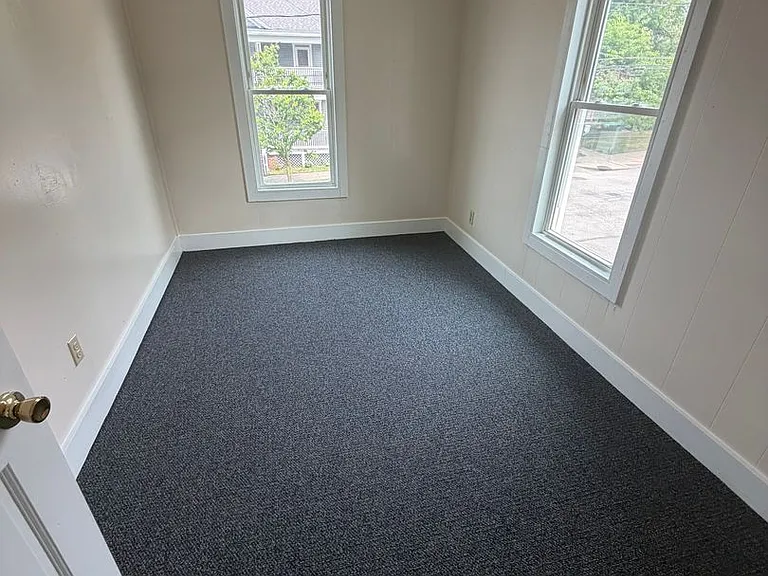232 Wallace St — Photo 6